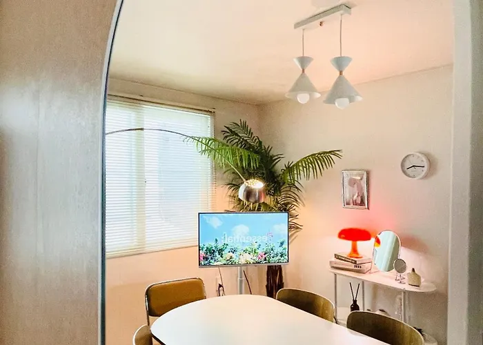 Apartment 5 Minute Walk On Subway Line 2, 7people, Gangbyeon Station, East Bus Terminal, Sungsu, Jamsil, Kspo, Ddp, Gangnam