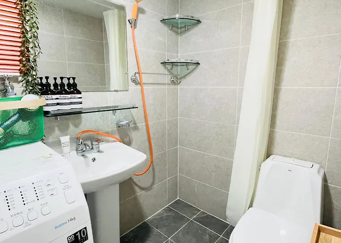 Apartment 5 Minute Walk On Subway Line 2, 7people, Gangbyeon Station, East Bus Terminal, Sungsu, Jamsil, Kspo, Ddp, Gangnam